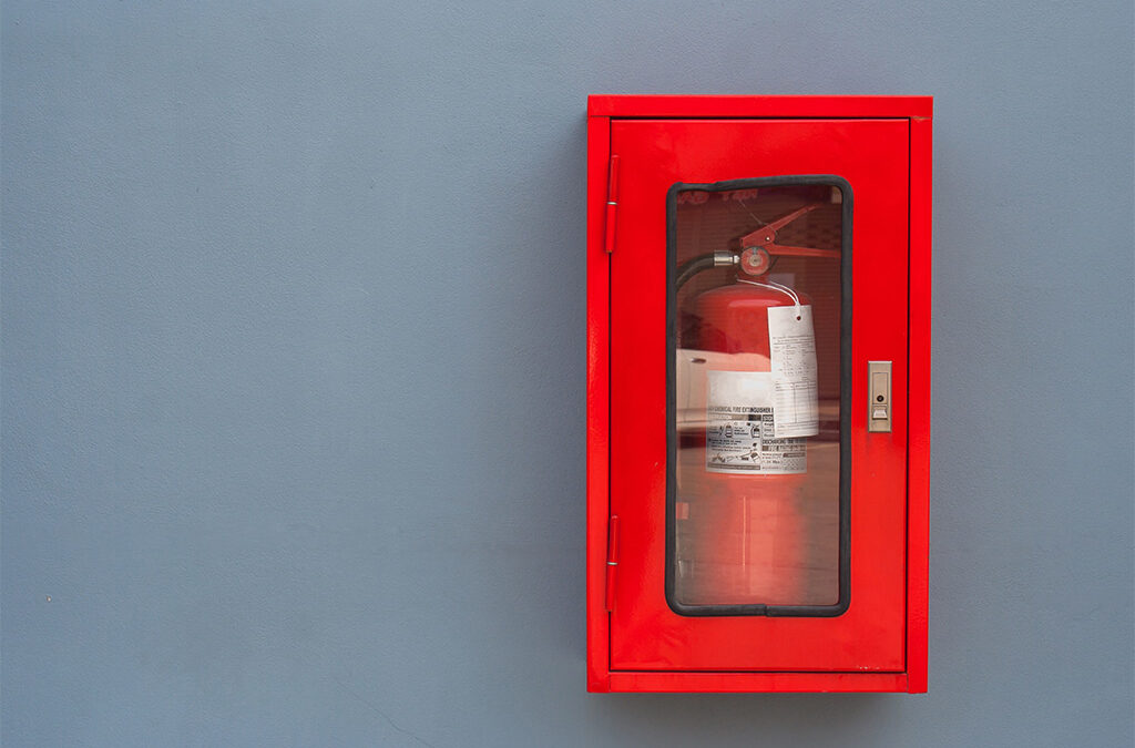5 Tips for Choosing the Right Fire Extinguisher Cabinet